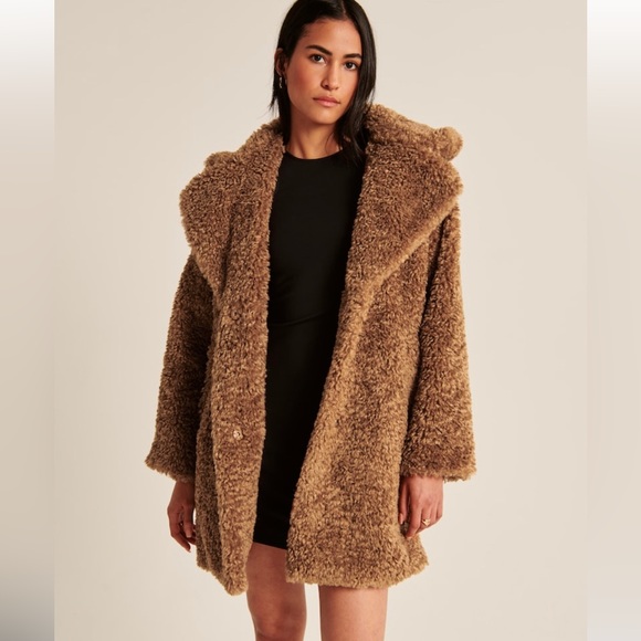 New without tags caramel teddy coat - Picture 5 of 8